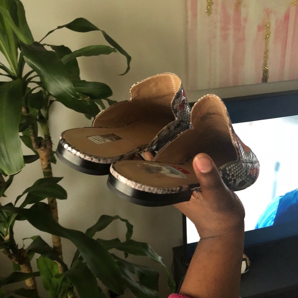 INC Gannie Mule - Picture 5 of 5